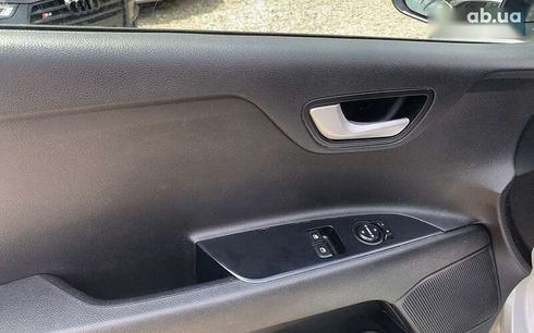 Kia Rio 2016 - фото 9