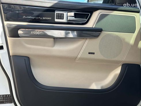 Land Rover Range Rover Sport 2011 белый - фото 28