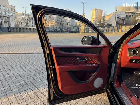 Bentley Bentayga 2021 - фото 17