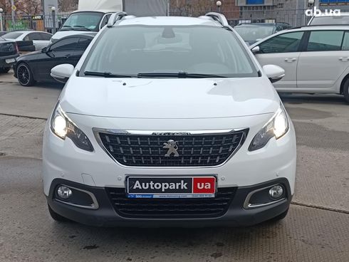Peugeot 2008 2017 белый - фото 8