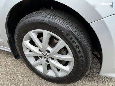 Volkswagen Jetta 2015 - фото 11