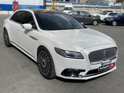 Lincoln Continental 2019 белый - фото 13