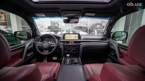 Lexus LX 2019 - фото 8