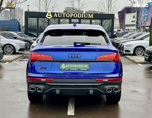 Audi SQ5 2021 - фото 10