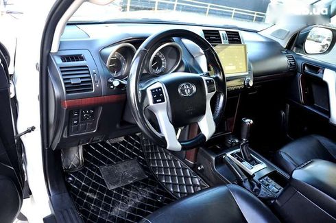 Toyota Land Cruiser Prado 2016 - фото 21