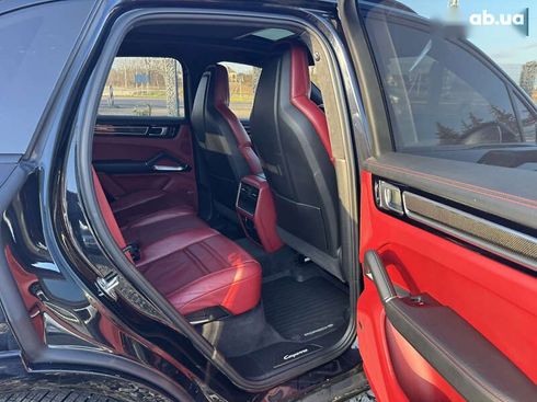 Porsche Cayenne 2019 - фото 25