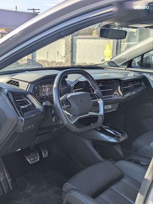 Audi Q4 e-tron 2023 - фото 11