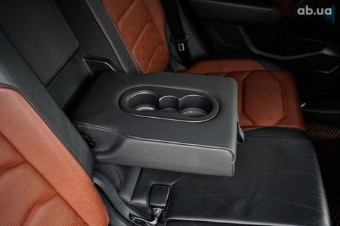 Volkswagen Touareg 2019 - фото 28