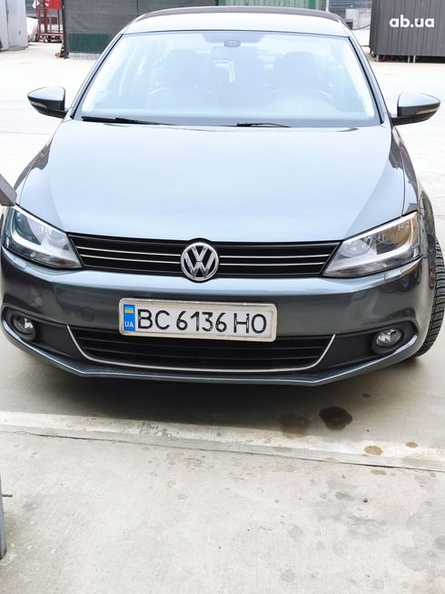 Volkswagen Jetta 2012 серый - фото 9