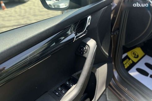 Skoda Octavia 2017 - фото 18