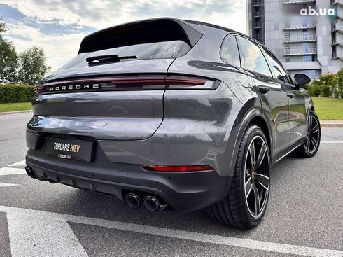Porsche Cayenne 2024 - фото 18