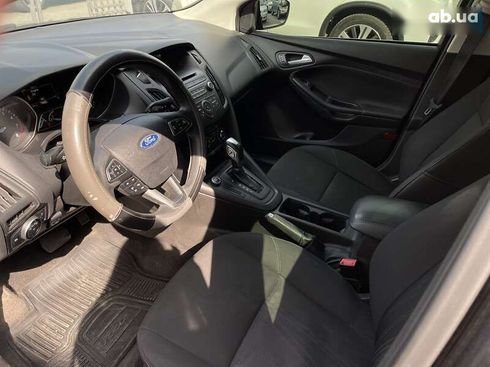 Ford Focus 2015 - фото 11
