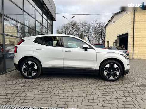 Volvo EX30 2024 - фото 8