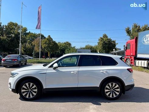 Volkswagen Touareg 2020 - фото 6
