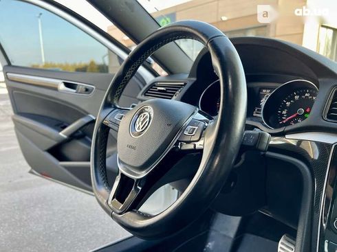 Volkswagen Passat 2018 - фото 28