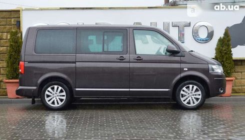 Volkswagen Multivan 2015 - фото 13