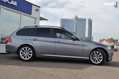 BMW 3 серия 2009 - фото 16