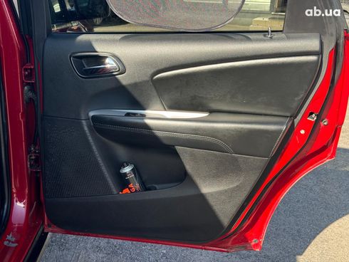 Dodge Journey 2018 красный - фото 23