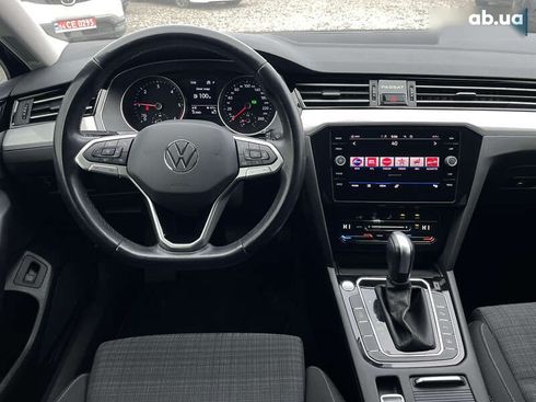 Volkswagen Passat 2020 - фото 28