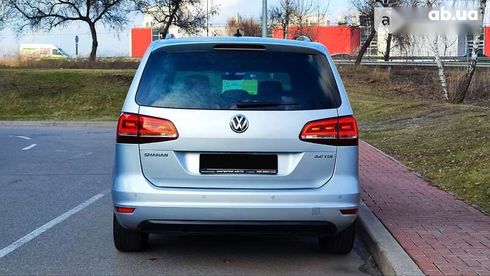Volkswagen Sharan 2017 - фото 7