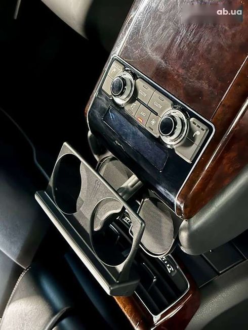 Audi A8 2013 - фото 29