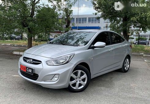 Hyundai Accent 2012 - фото 4