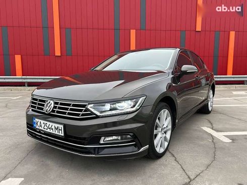 Volkswagen Passat 2018 - фото 6