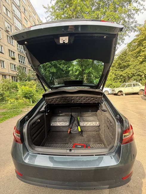 Skoda Superb 2016 - фото 7