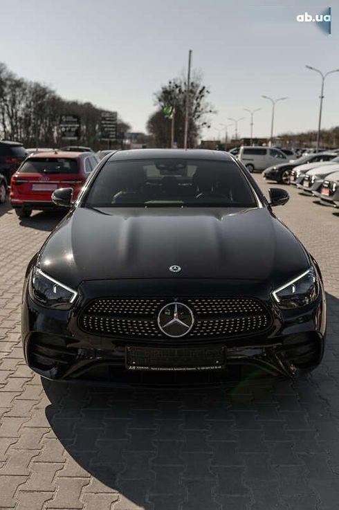 Mercedes-Benz E-Класс 2021 - фото 4