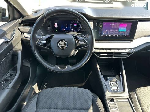 Skoda Octavia 2020 - фото 18