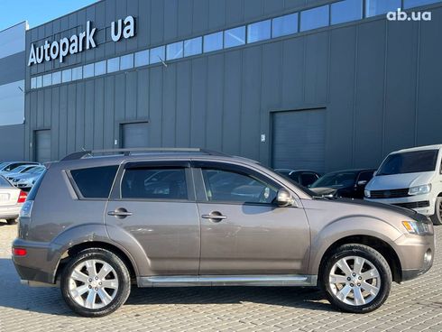 Mitsubishi Outlander 2010 коричневый - фото 43
