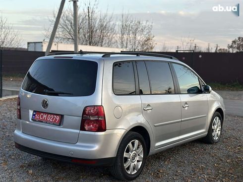 Volkswagen Touran 2008 - фото 21