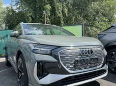 Продажа б/у Audi Q4 e-tron в Киеве - купить на Автобазаре