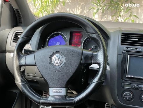 Volkswagen Golf GTI 2005 красный - фото 9