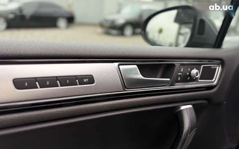 Volkswagen Touareg 2017 - фото 10
