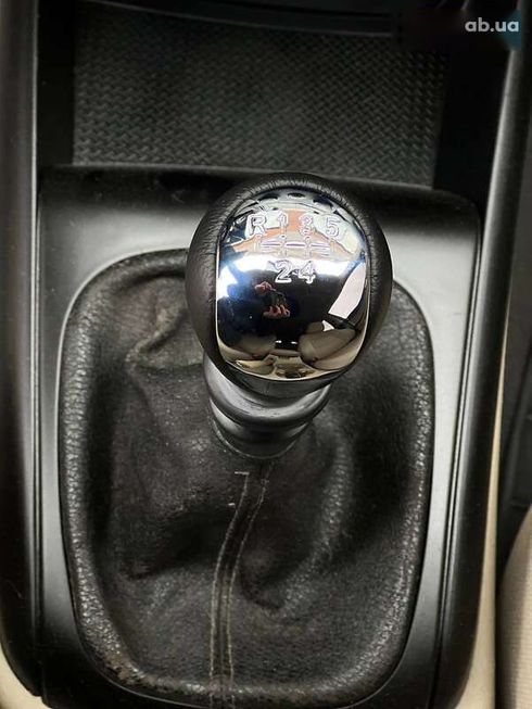 Hyundai Elantra 2009 - фото 22