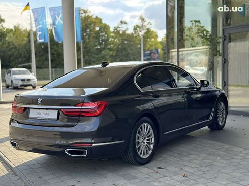 BMW 7 серия 2016 - фото 6