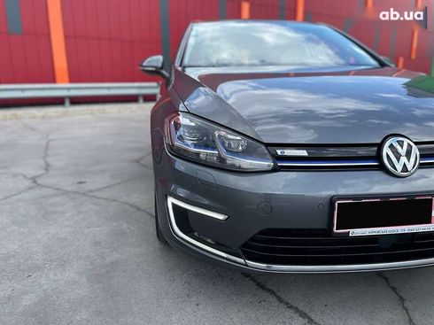 Volkswagen e-Golf 2019 - фото 10