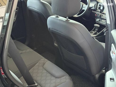 Kia Niro 2018 черный - фото 18