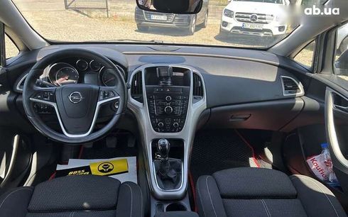 Opel Astra 2011 - фото 14