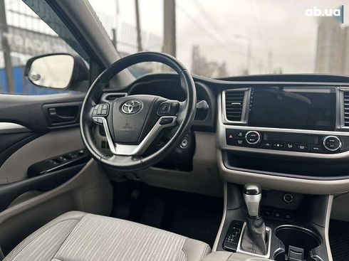 Toyota Highlander 2014 - фото 24