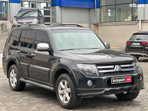 Mitsubishi Pajero 2008 черный - фото 3