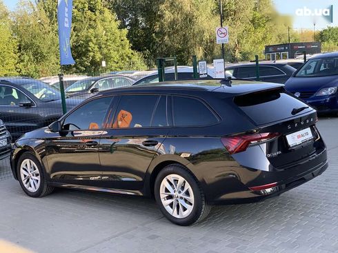 Skoda Octavia 2020 - фото 20