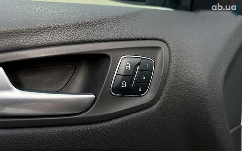 Ford Escape 2016 - фото 15
