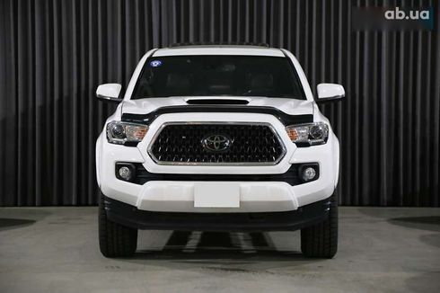 Toyota Tacoma 2018 - фото 2