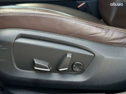 BMW 5 серия 2015 - фото 17