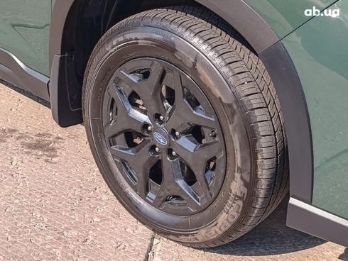 Subaru Forester 2023 зеленый - фото 9