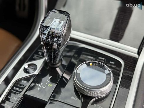 BMW 8 серия 2019 - фото 30