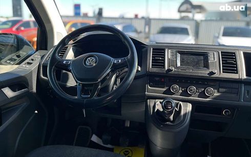 Volkswagen Caravelle 2016 - фото 11