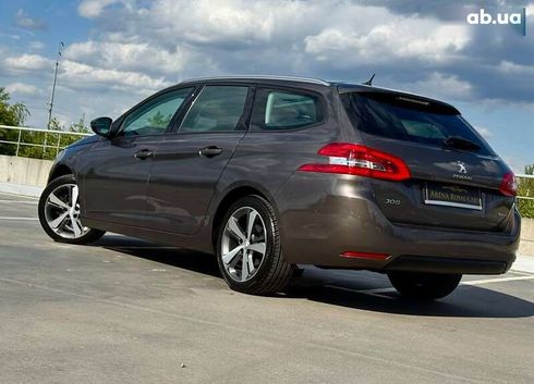 Peugeot 308 2016 - фото 12